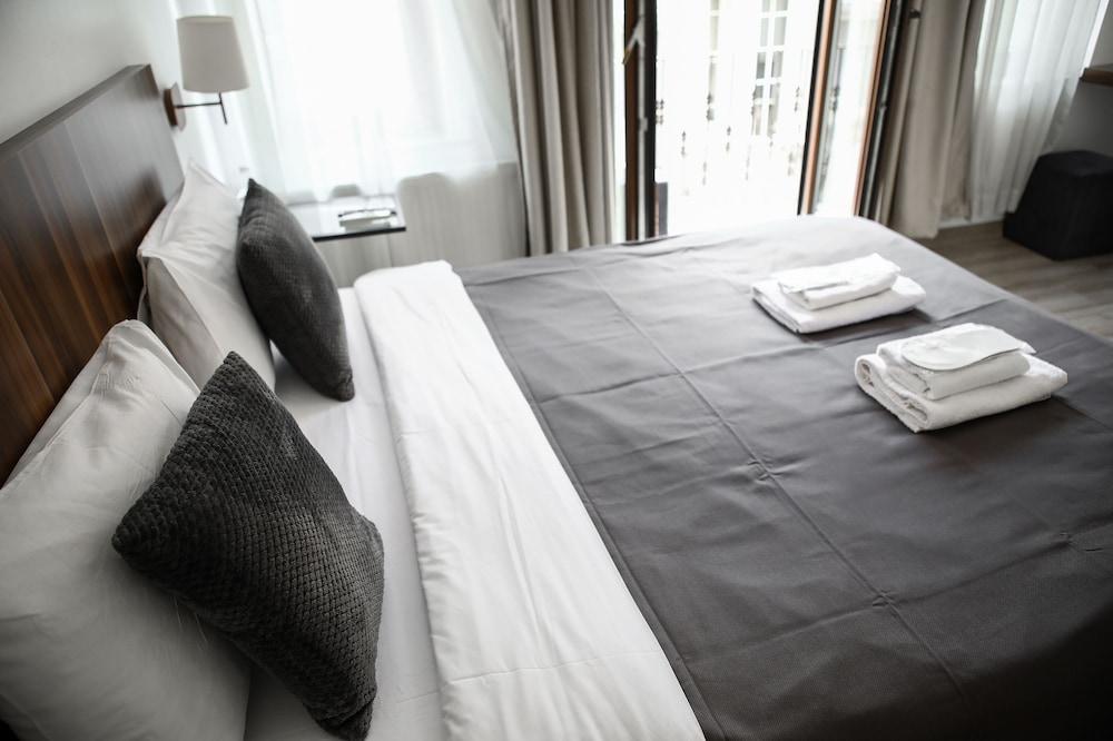 Alyon Suite Hotel Provincia di Provincia di Istanbul Esterno foto