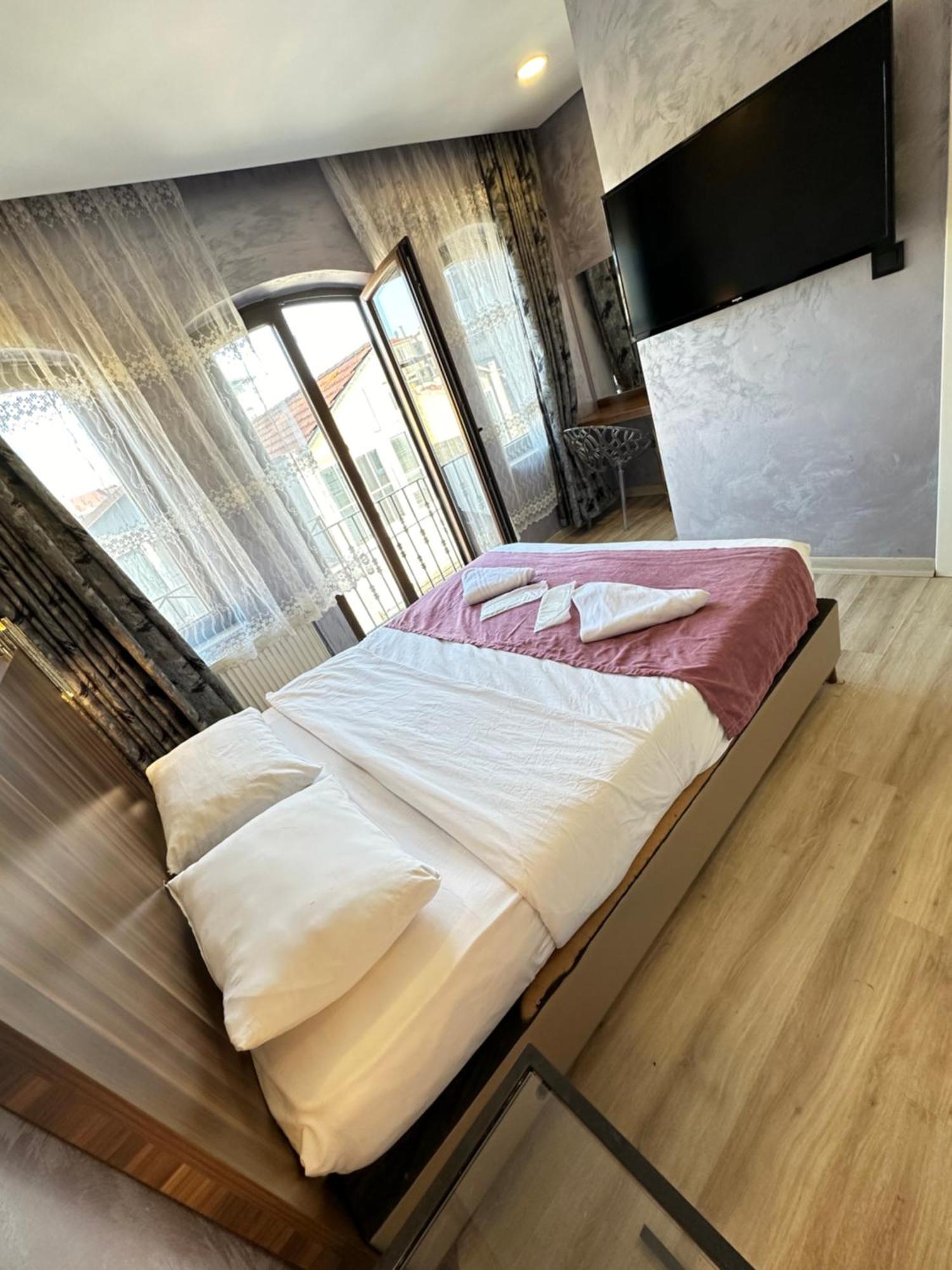 Alyon Suite Hotel Provincia di Provincia di Istanbul Esterno foto