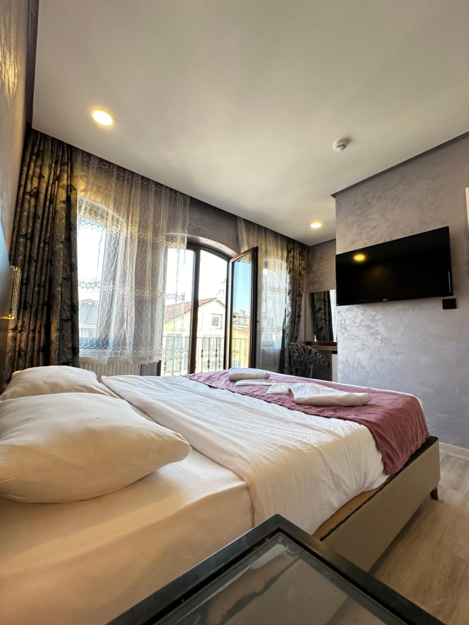 Alyon Suite Hotel Provincia di Provincia di Istanbul Esterno foto