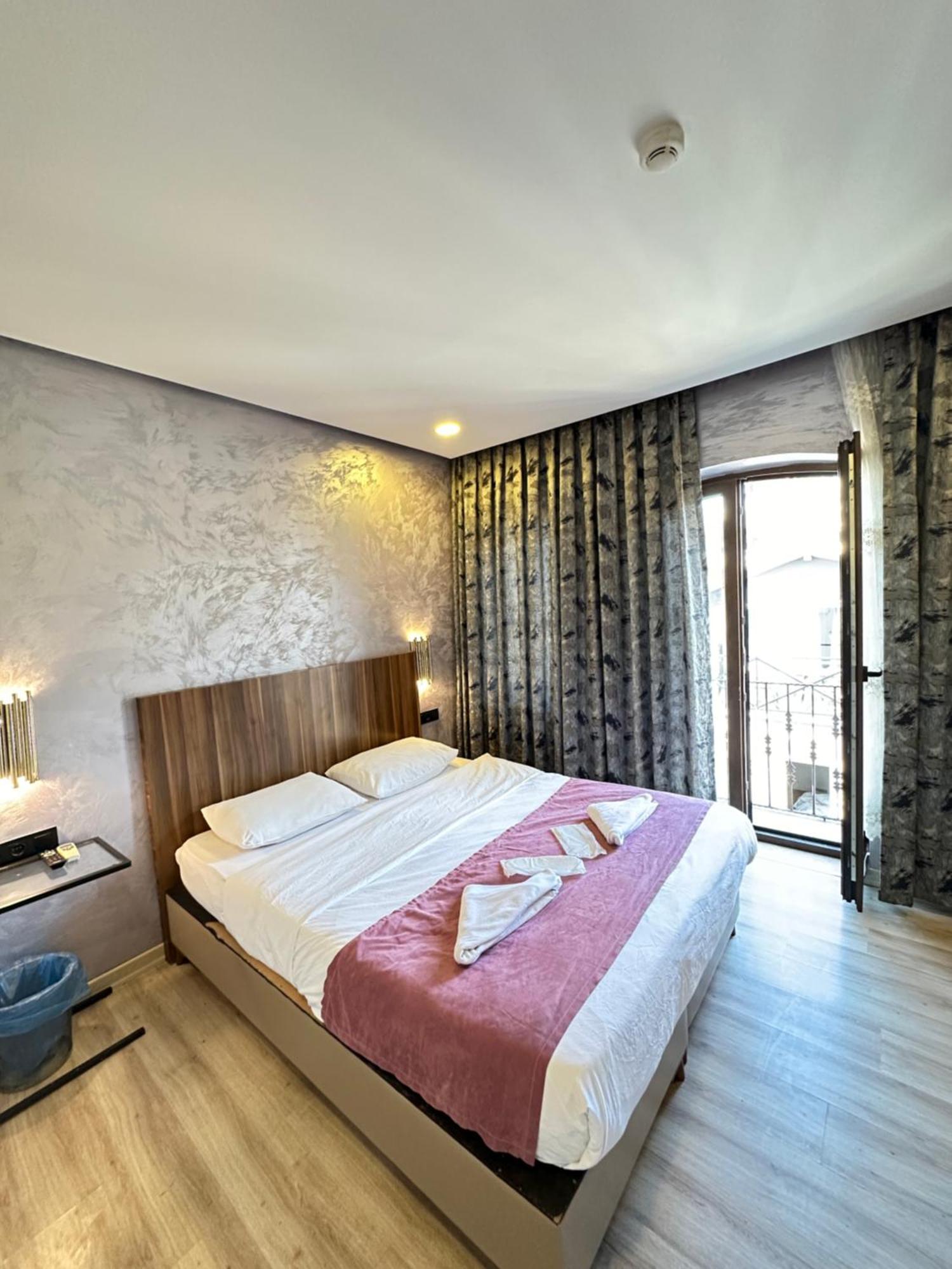 Alyon Suite Hotel Provincia di Provincia di Istanbul Esterno foto
